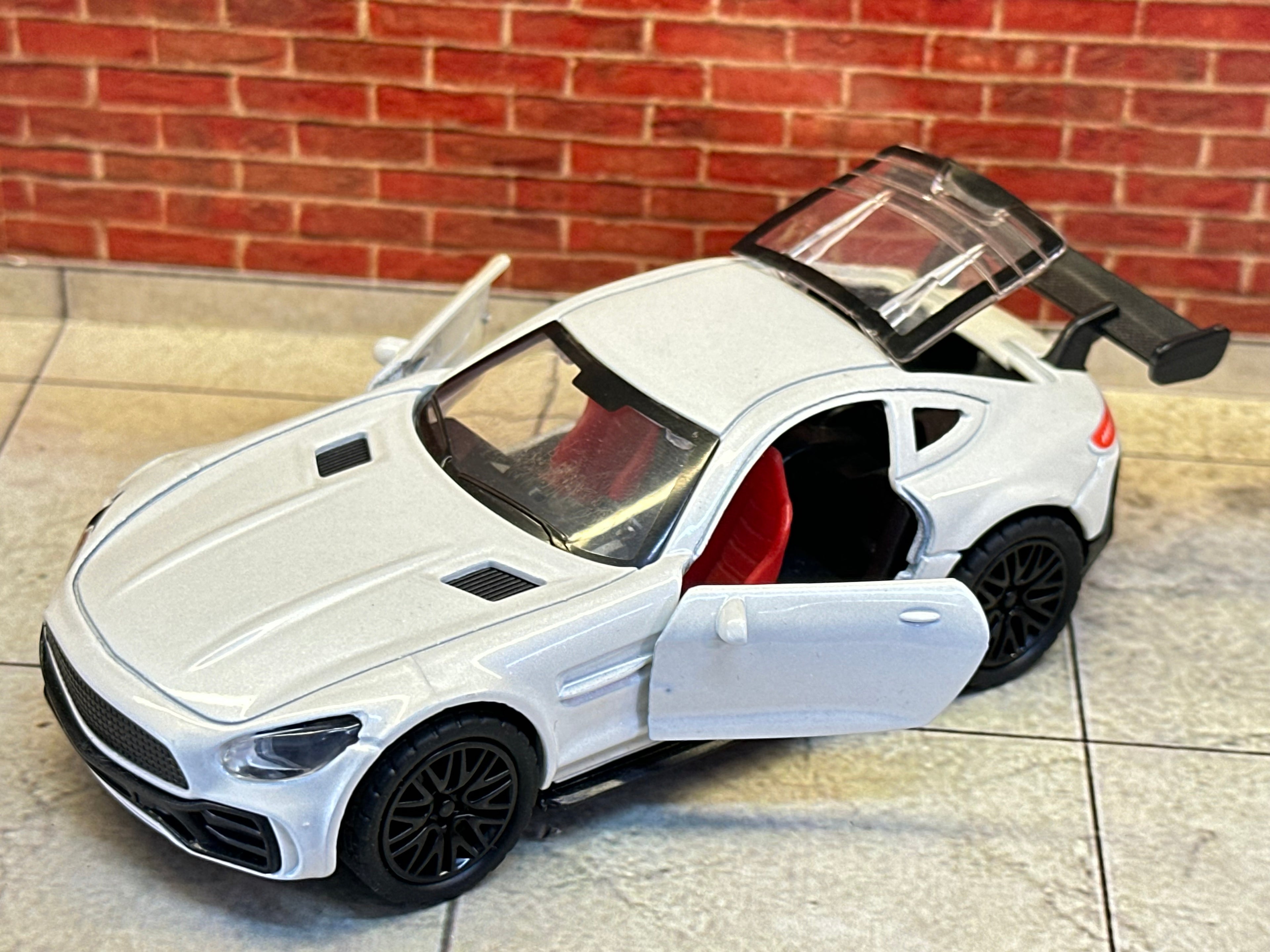 Mercedes AMG 1:36 3 door openable