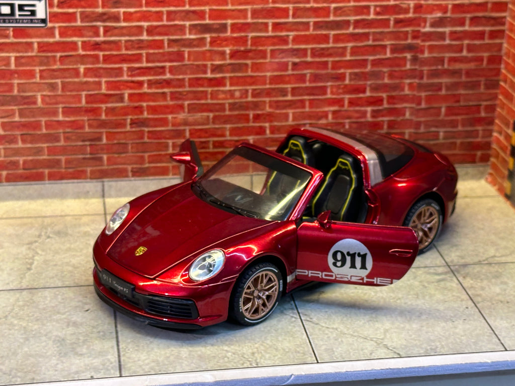 PORSCHE 911 TARGA 4S 1:32 SCALE