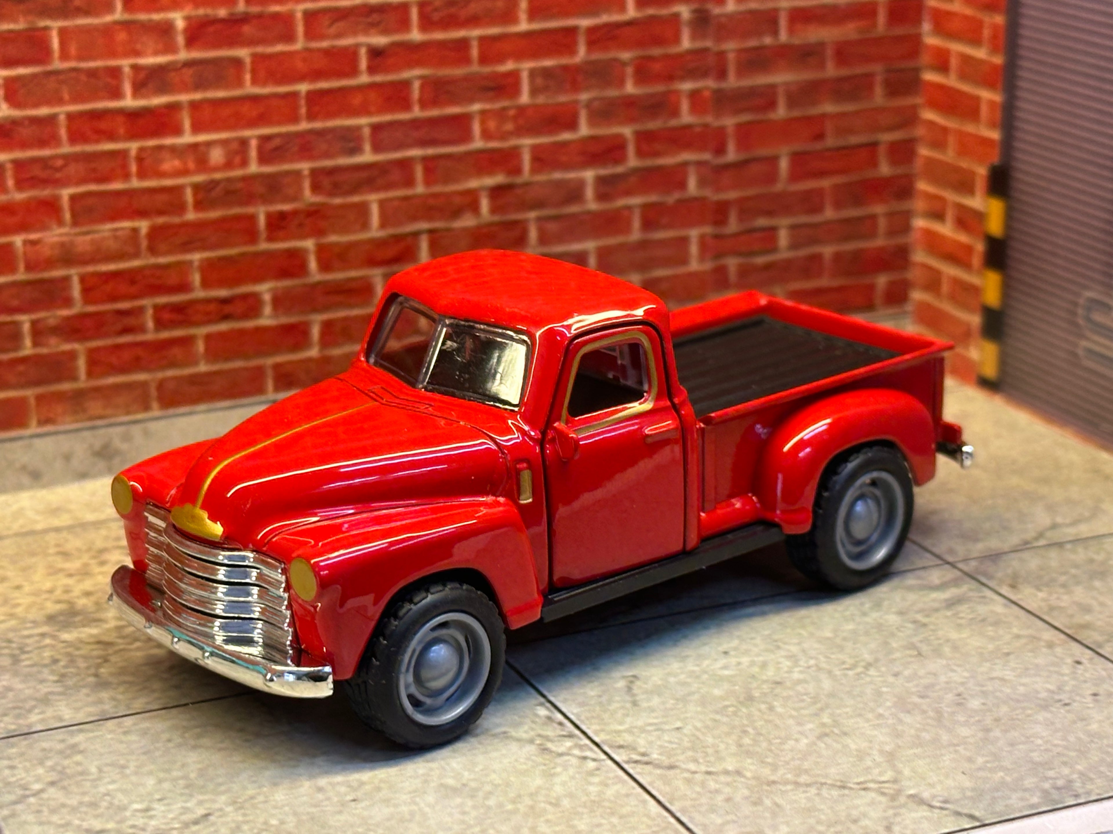 VINTAGE 1953 CHEVROLET 3100 1:43 PCKUP