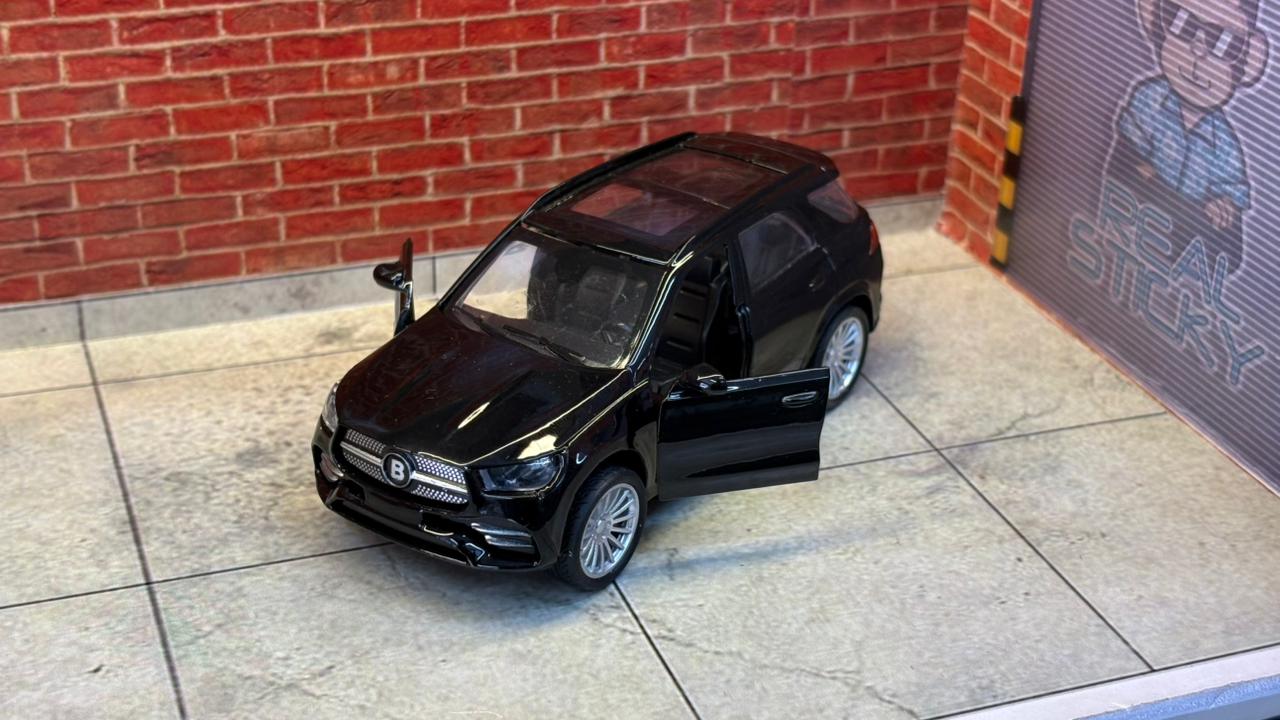 Mercedes-Benz GLE 1:43 SCALE