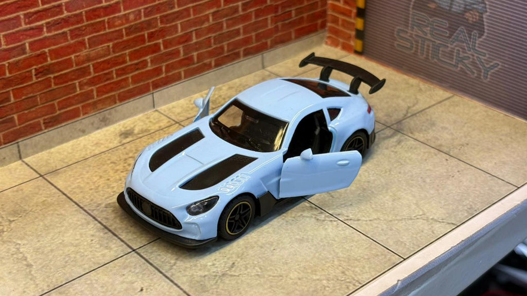 Mercedes-Benz AMG 1:43 SCALE