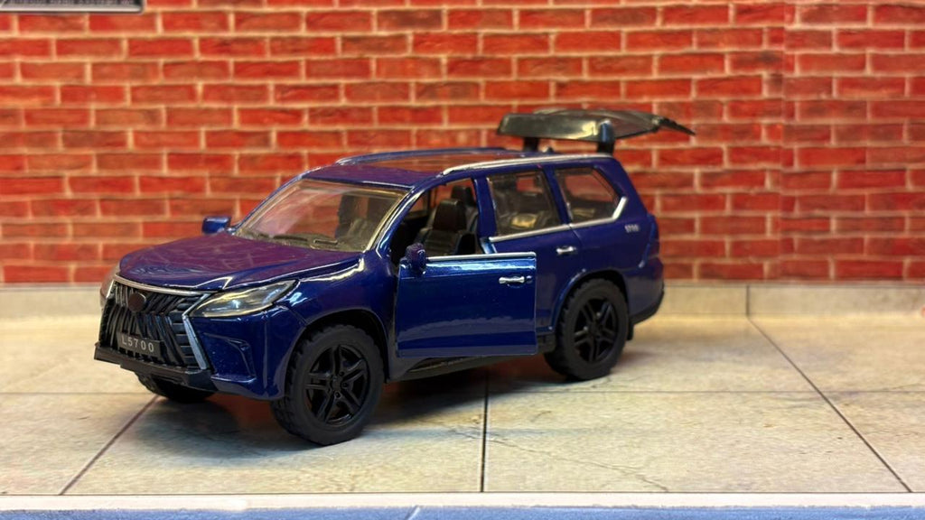 Lexus LX 570 1:36 SCALE
