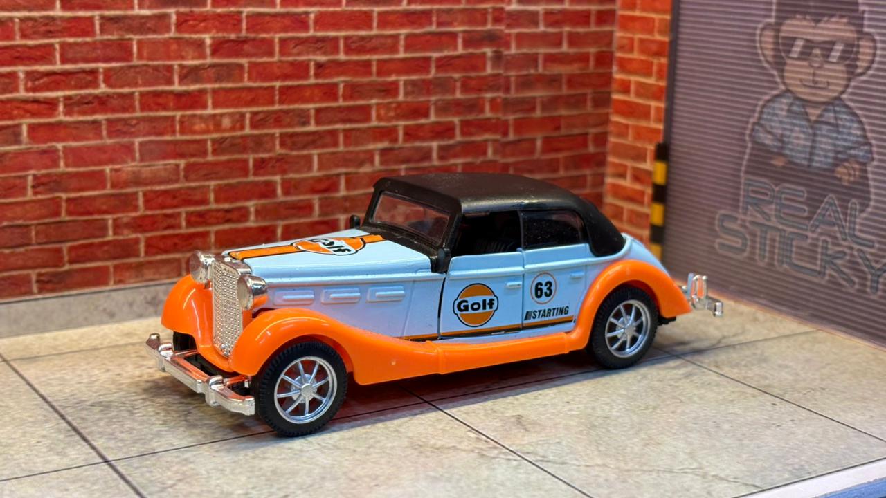 VINTAGE CAR GULF EDITION 1:36 SCALE