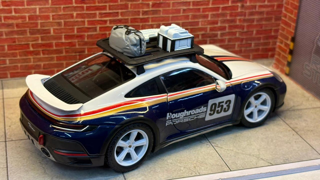 Bburago 1:24 Porsche 911 Dakar Official Licensed