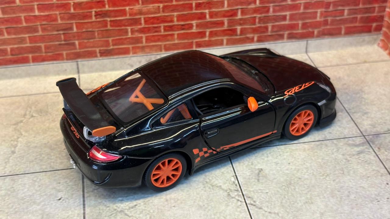 Kinsmart Porsche 911 (997) GT3 RS (1:36 Scale)