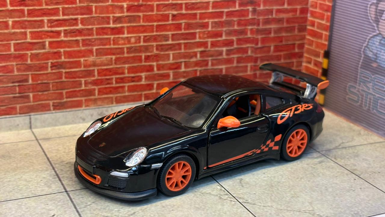 Kinsmart Porsche 911 (997) GT3 RS (1:36 Scale)