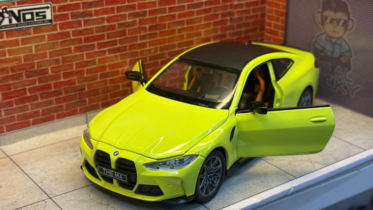 CCA 1:23 Scale BMW M4 Coupe - Official Licensed Diecast Model (Sao Paulo Yellow)
