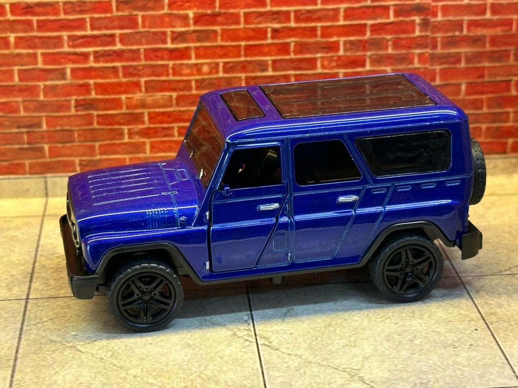 UAZ Hunter Off-Roader 1:36 Scale