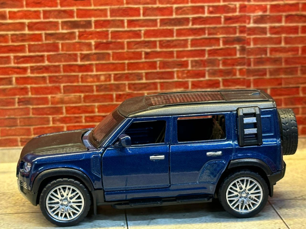 DEFENDER 1:36 SCALE 2 DOOR AND BOOT OPENABLE
