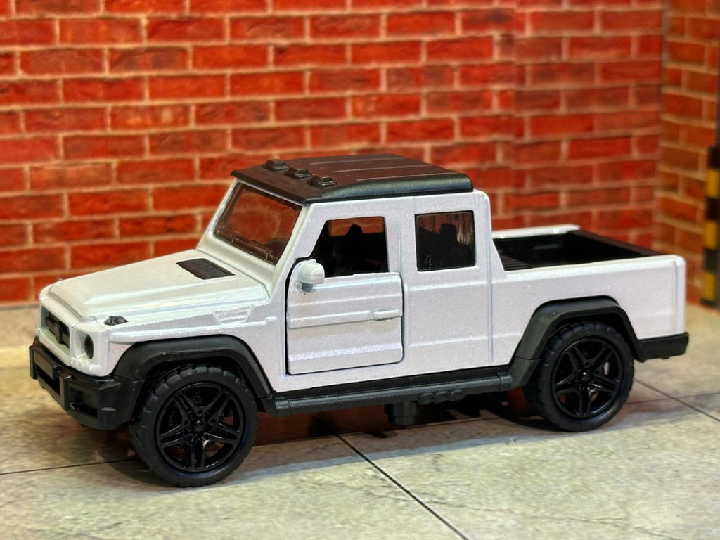 Mercedes-Benz G-Class Double Cab Pickup 1:43 Scale