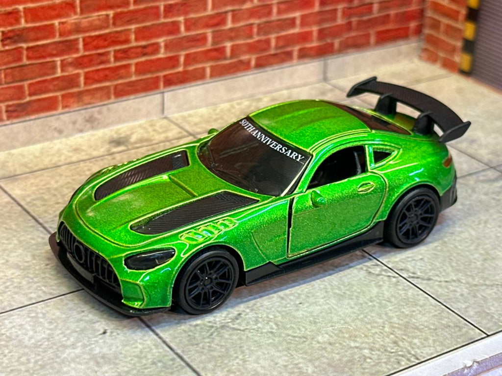 Mercedes-Benz AMG 1:43 Scale GREEN
