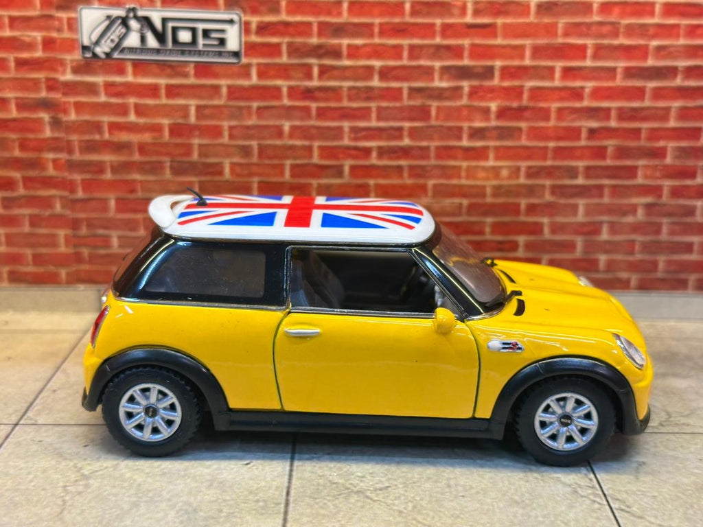 Kinsmart Official Licended Mini Cooper S 1:28 Scale
