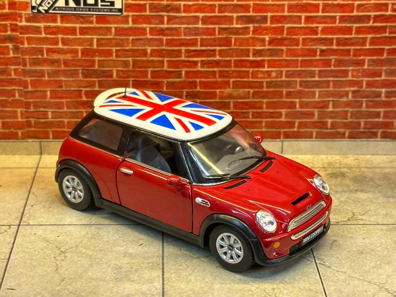 Kinsmart Official Licended Mini Cooper S 1:28 Scale