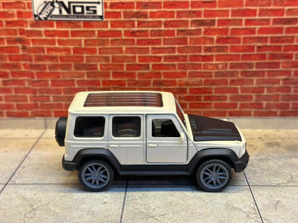 Mercedes Benz Gwagon 1:43 Scale