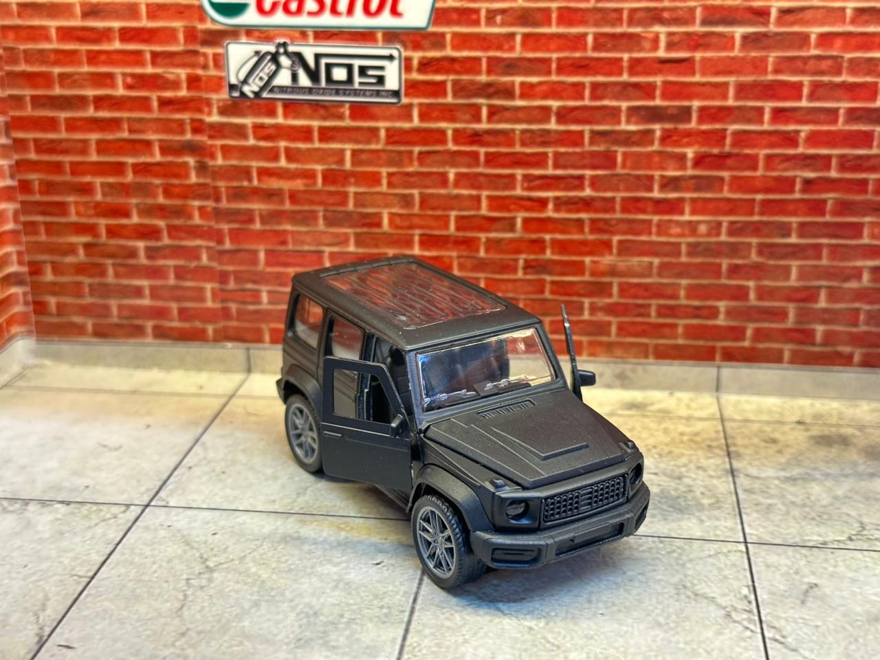Mercedes Benz Gwagon 1:43 Scale