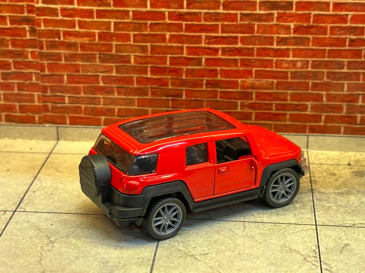 FJ CRUISER 1:43 SCALE