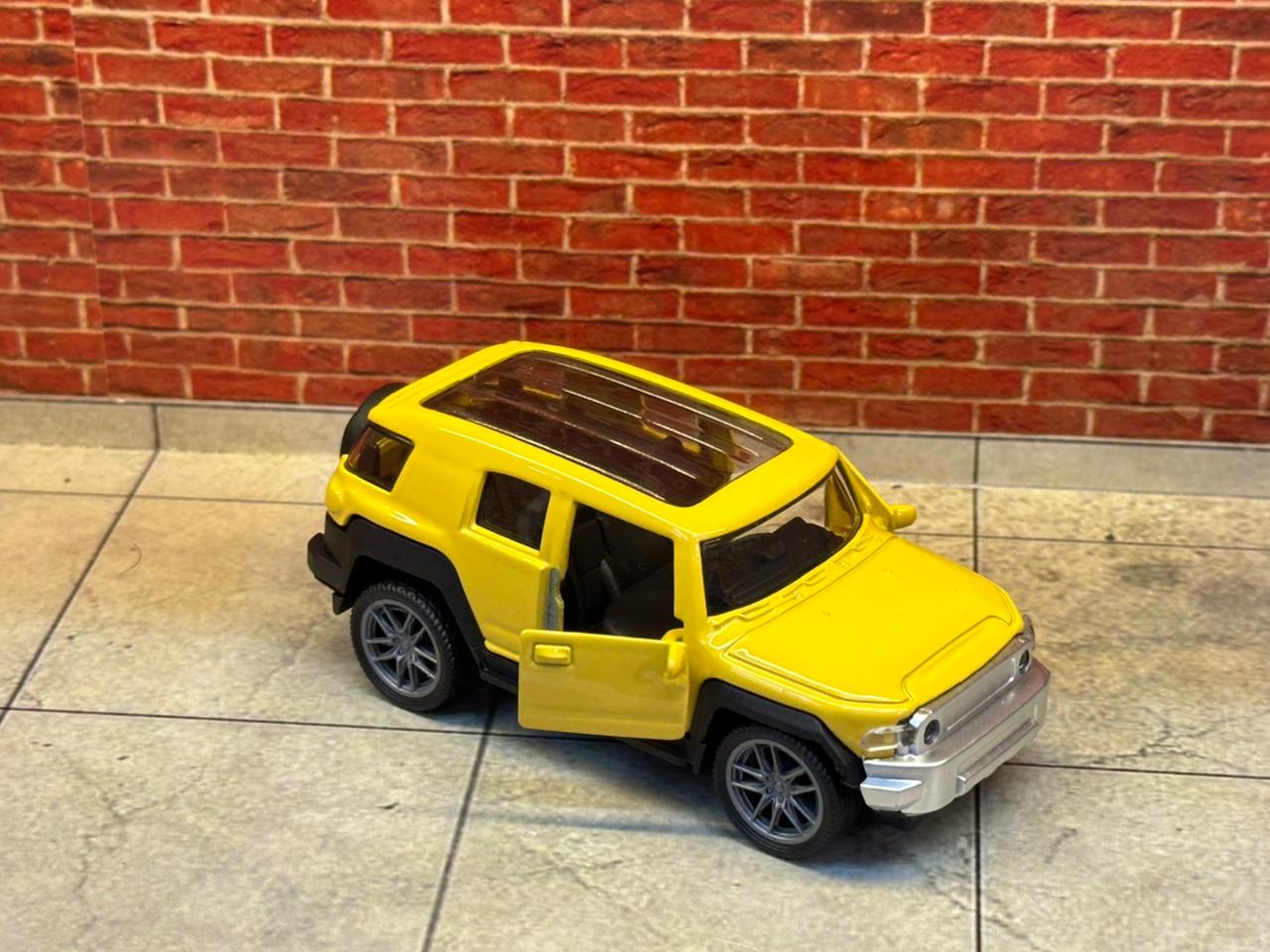 FJ CRUISER 1:43 SCALE