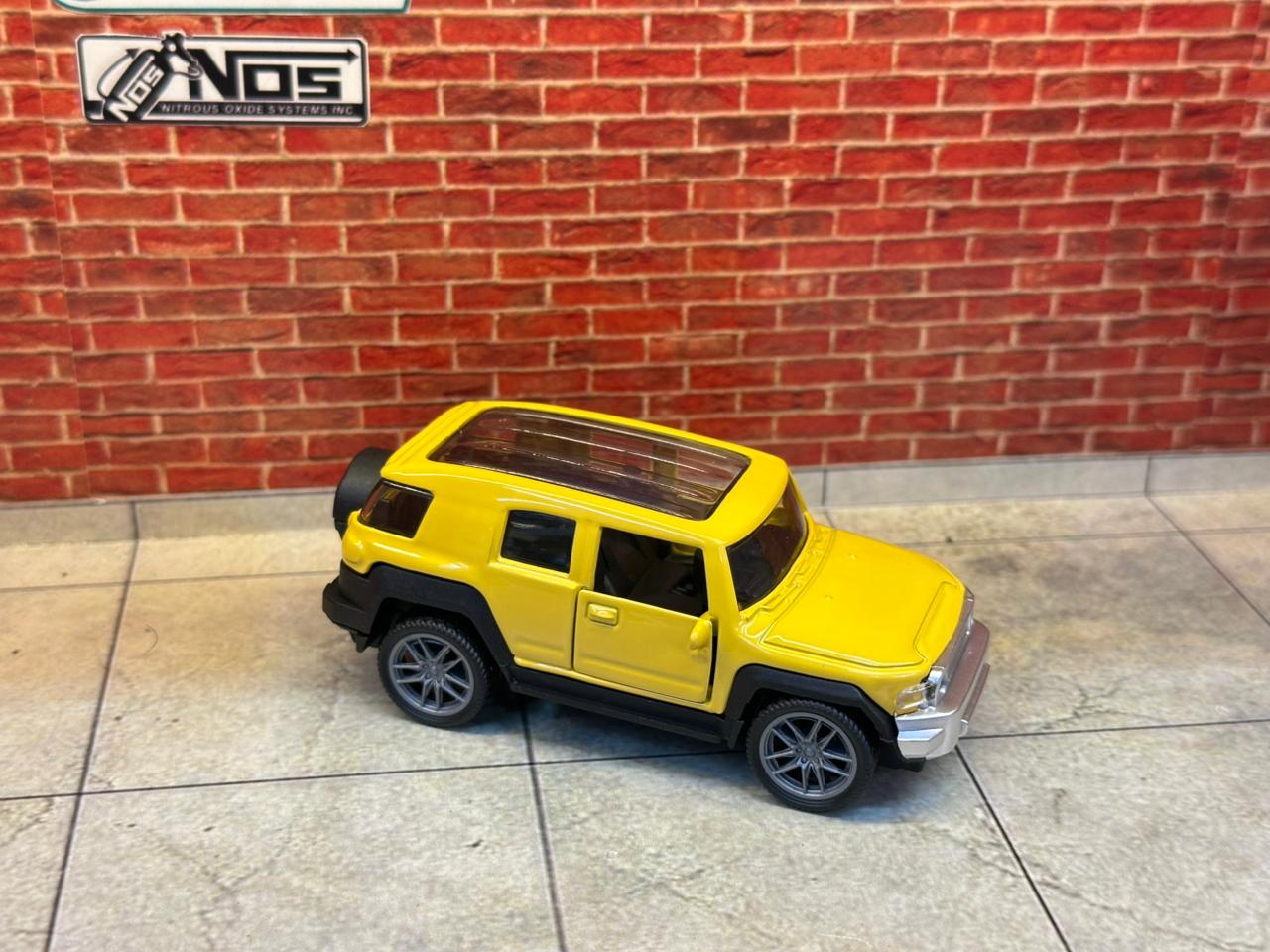 FJ CRUISER 1:43 SCALE