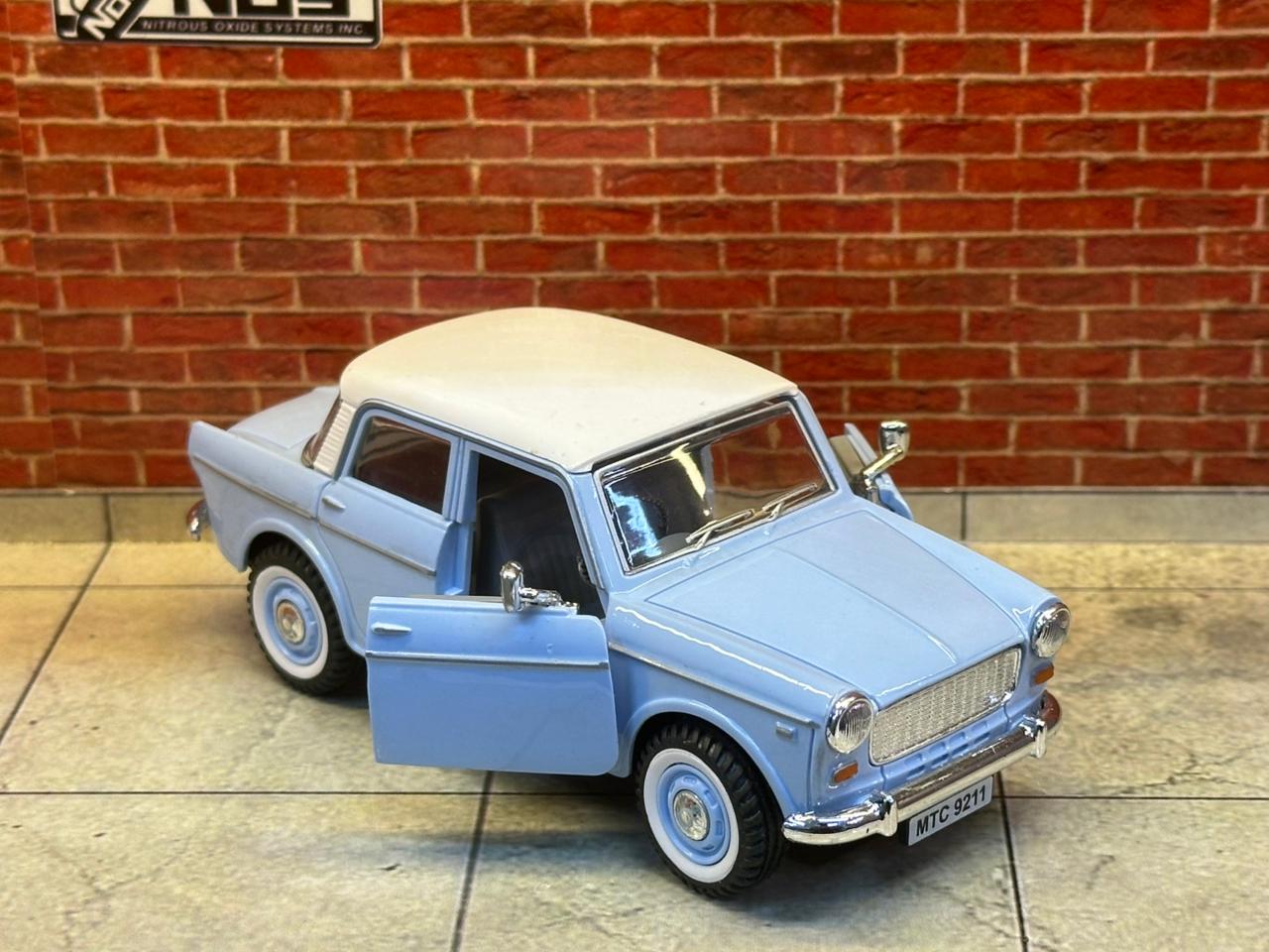 PREMIER PADMINI 1:36 SCALE