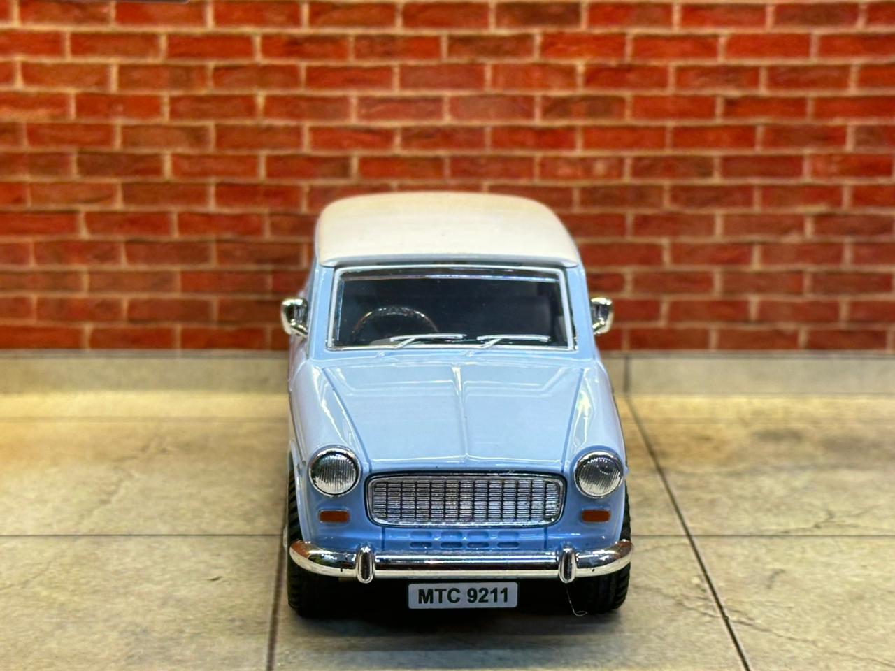 PREMIER PADMINI 1:36 SCALE