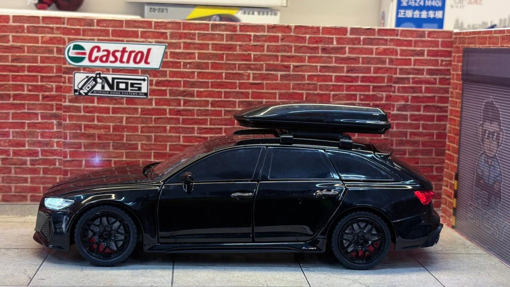 Audi RS6 Avant with Roof Box (Full black)