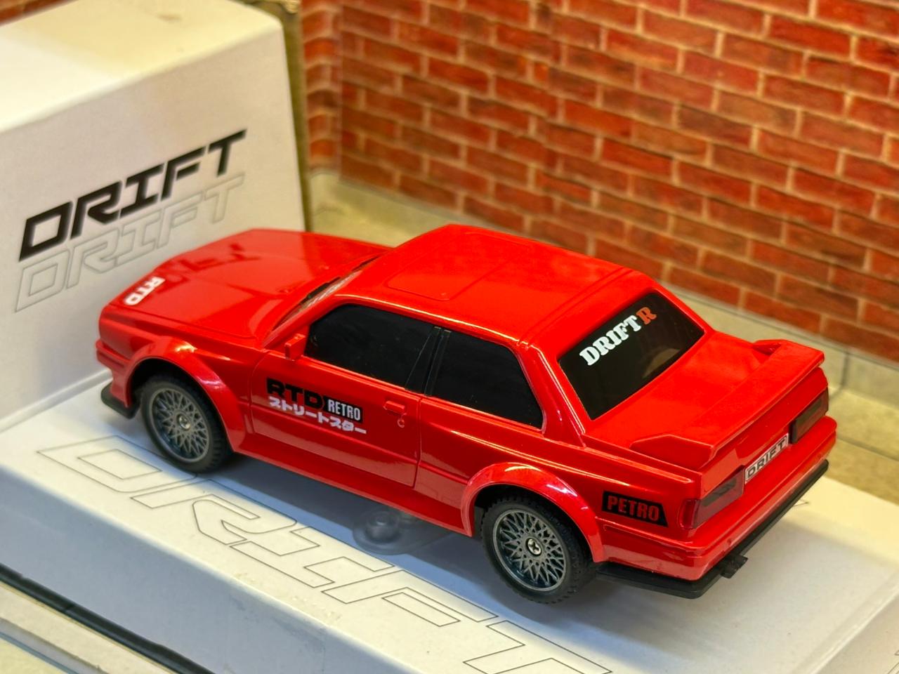 Whoosh Classic Legends BMW E30 Drift 1:43 Hobby grade RC Car 25 KM/H Speed 4WD