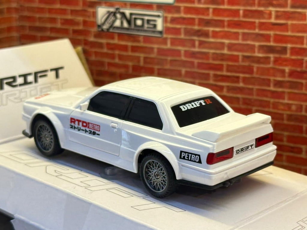 Whoosh Classic Legends BMW E30 Drift 1:43 Hobby grade RC Car 25 KM/H Speed 4WD
