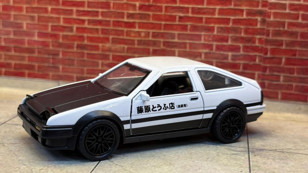 Toyota Sprinter Trueno AE86 1:36 Scale