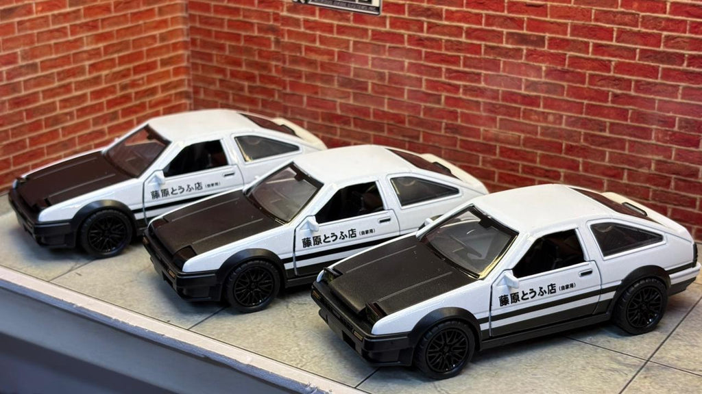 Toyota Sprinter Trueno AE86 1:36 Scale