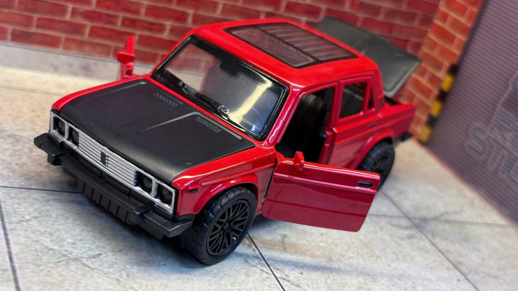 Lada VAZ-2107 1:36 Scale