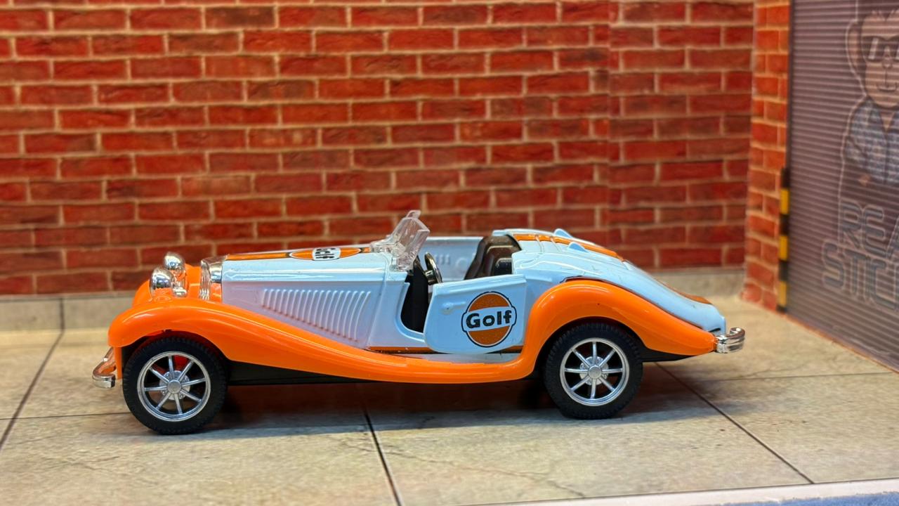 VINTAGE CAR GULF EDITION OPEN ROOF 1:36 SCALE