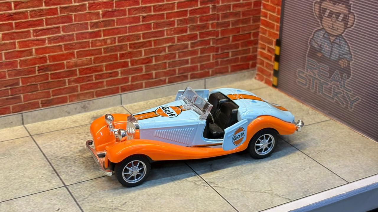 VINTAGE CAR GULF EDITION OPEN ROOF 1:36 SCALE