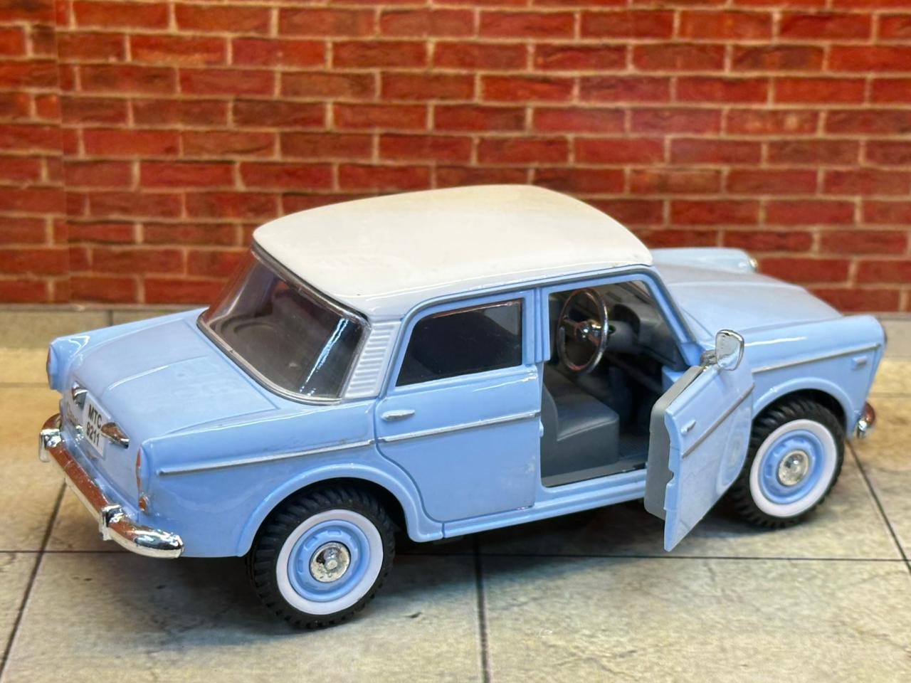 PREMIER PADMINI 1:36 SCALE