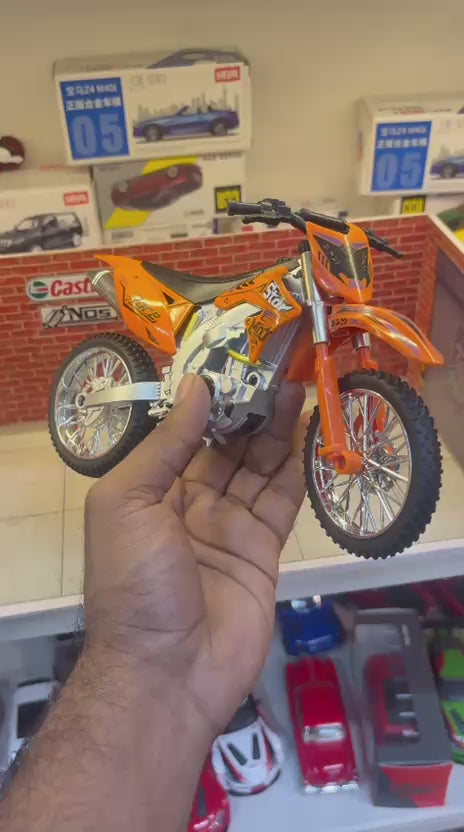 DIRT BIKE 1:10 SCALE