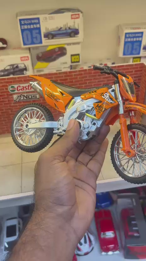 DIRT BIKE 1:10 SCALE