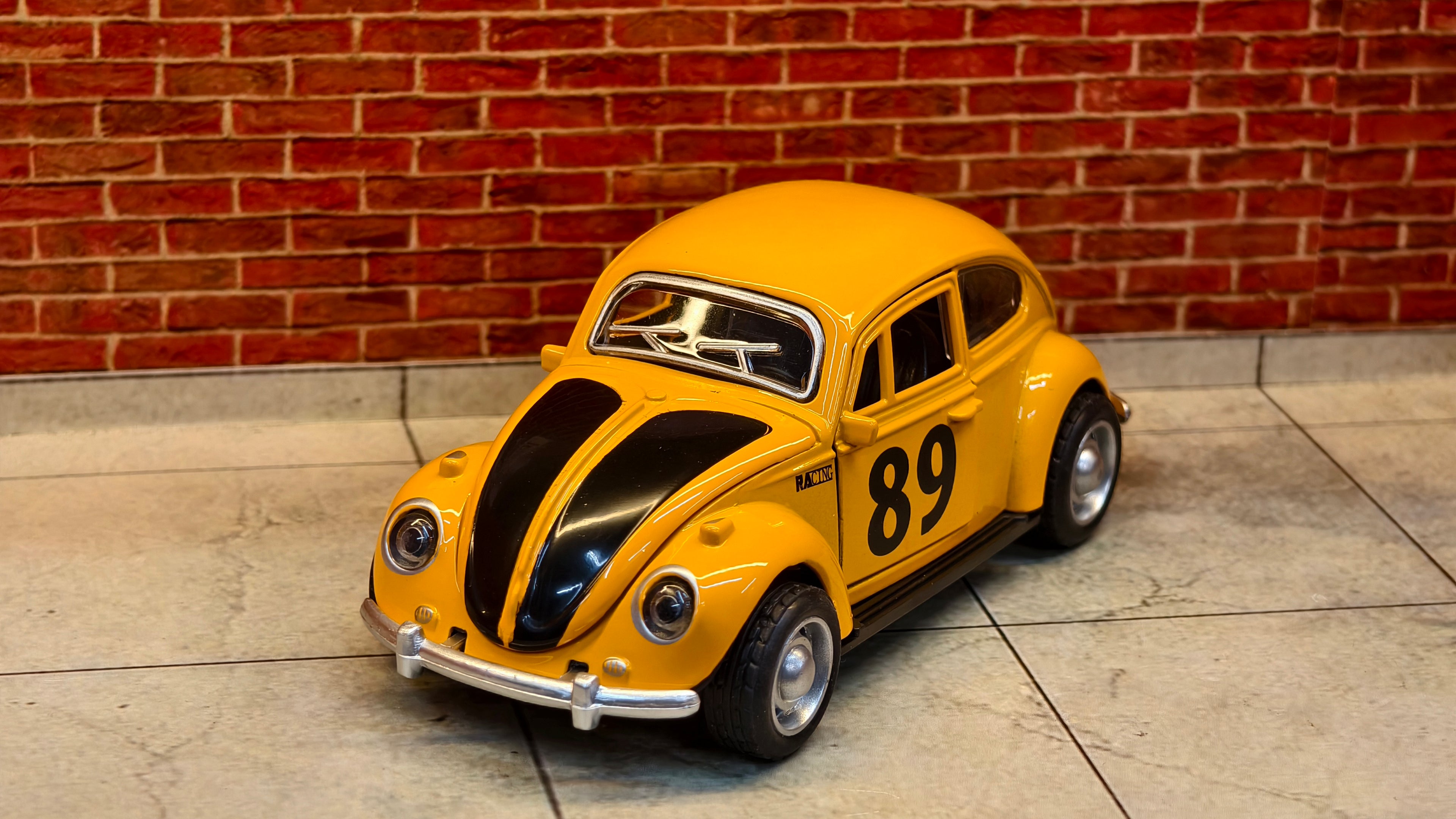 Beetle 1:32 Scale Rally Edition Box piece