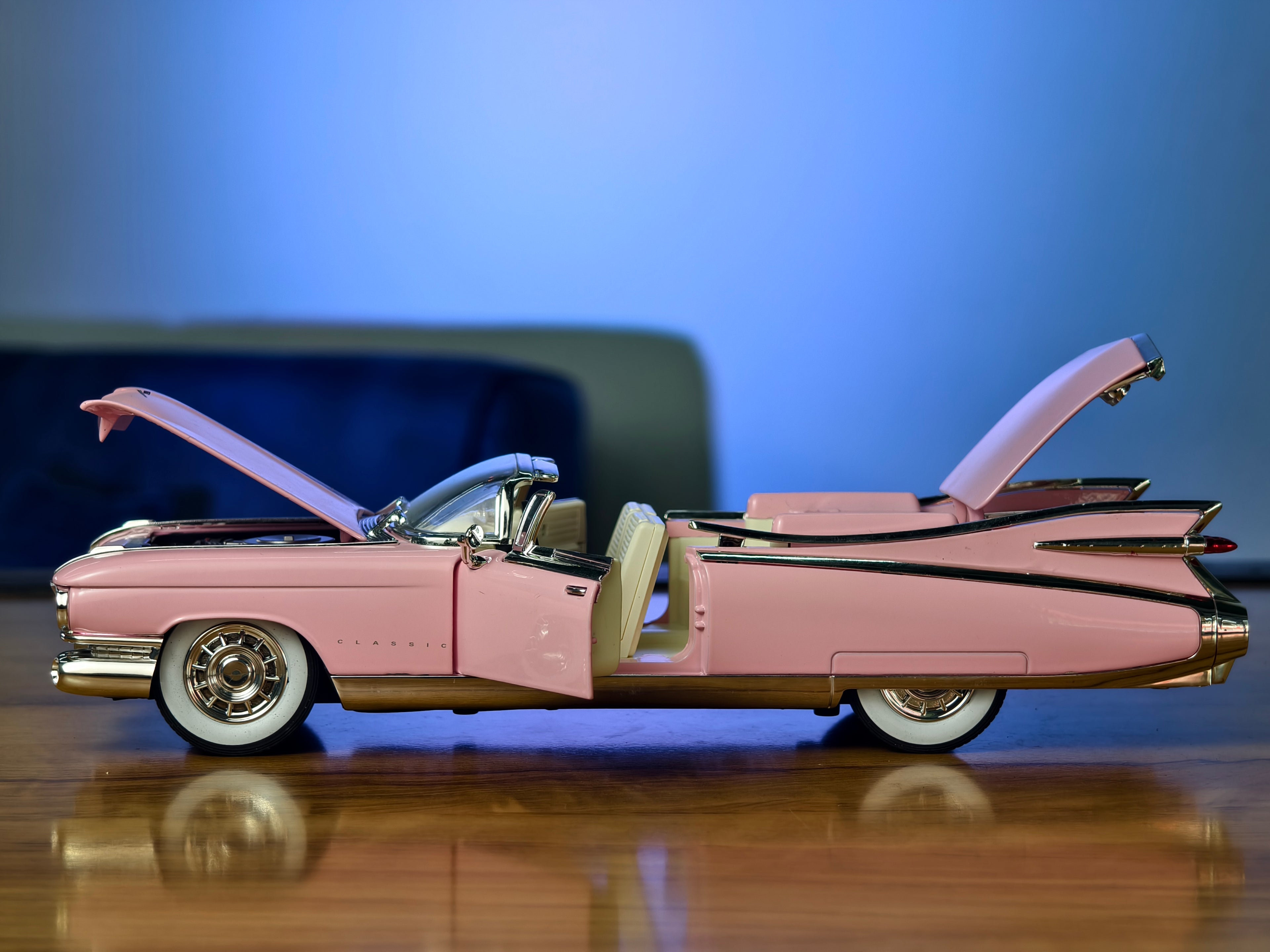 Cadillac El Dorado Biarritz 1:22 Scale Premium Detailing