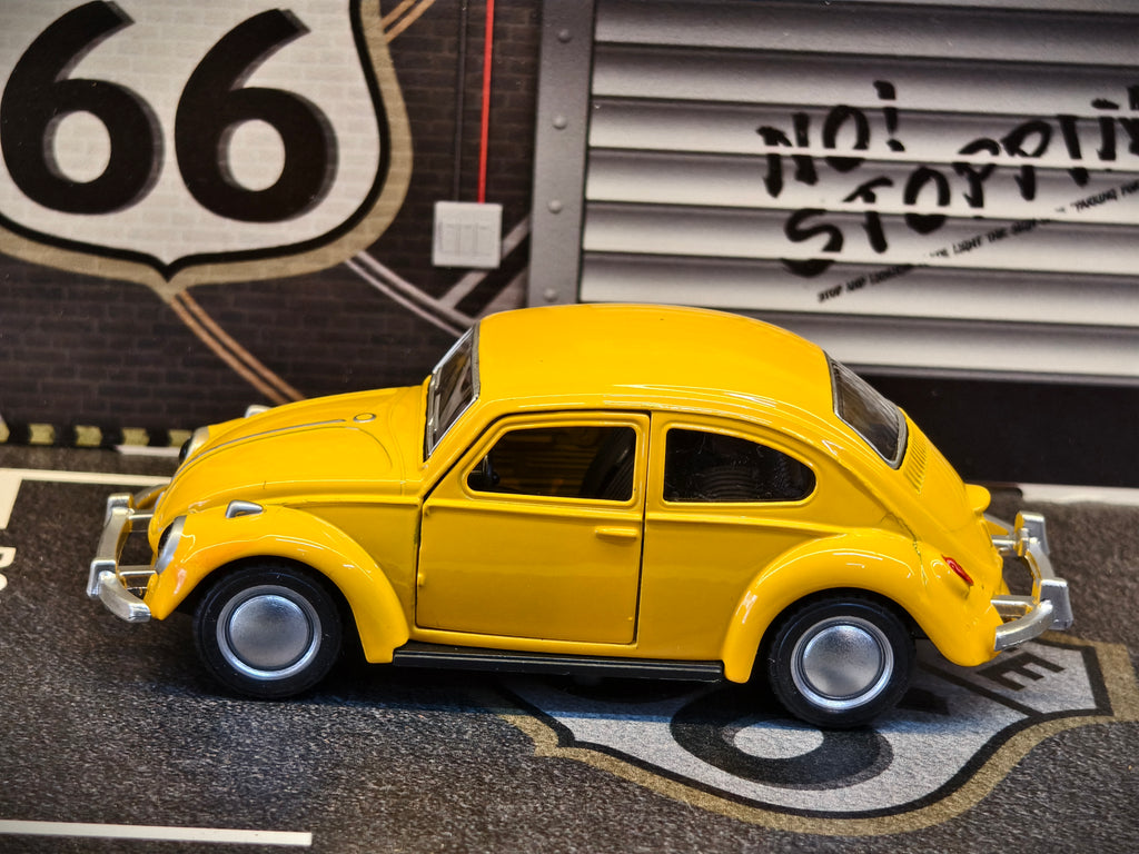 Beetle 1:36 Scale Door Openable Car