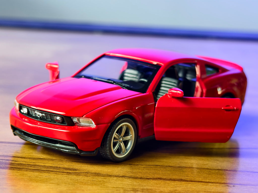 MSZ Official Licensed Ford Mustang GT 1:43 Scale