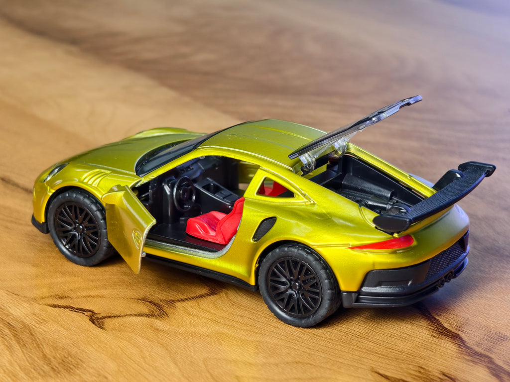 Porsche 911 GT3 1:36 Scale Premium Detailing