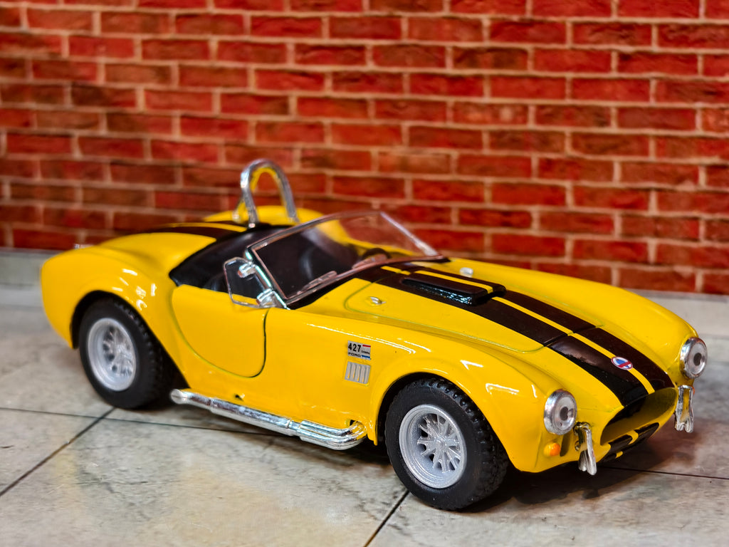 Kinsmart Official Licensed 1965 Shelby Cobra 427 S/C 1:32 Scale