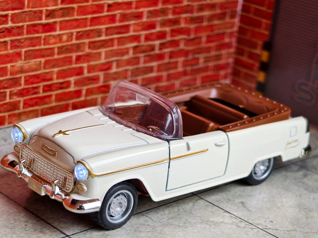 1955 Chevrolet Bel Air Convertible 1:32 Scale Premium Detailing with Light and Sound Box Piece