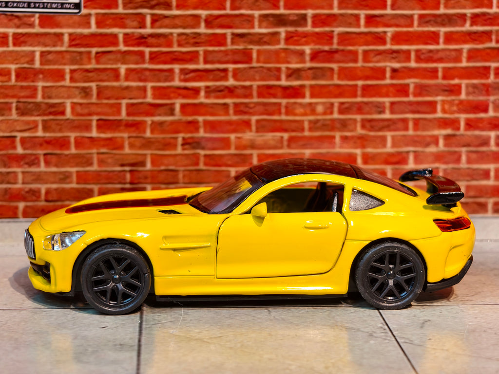 Mercedes-AMG GT 1:36 SCALE