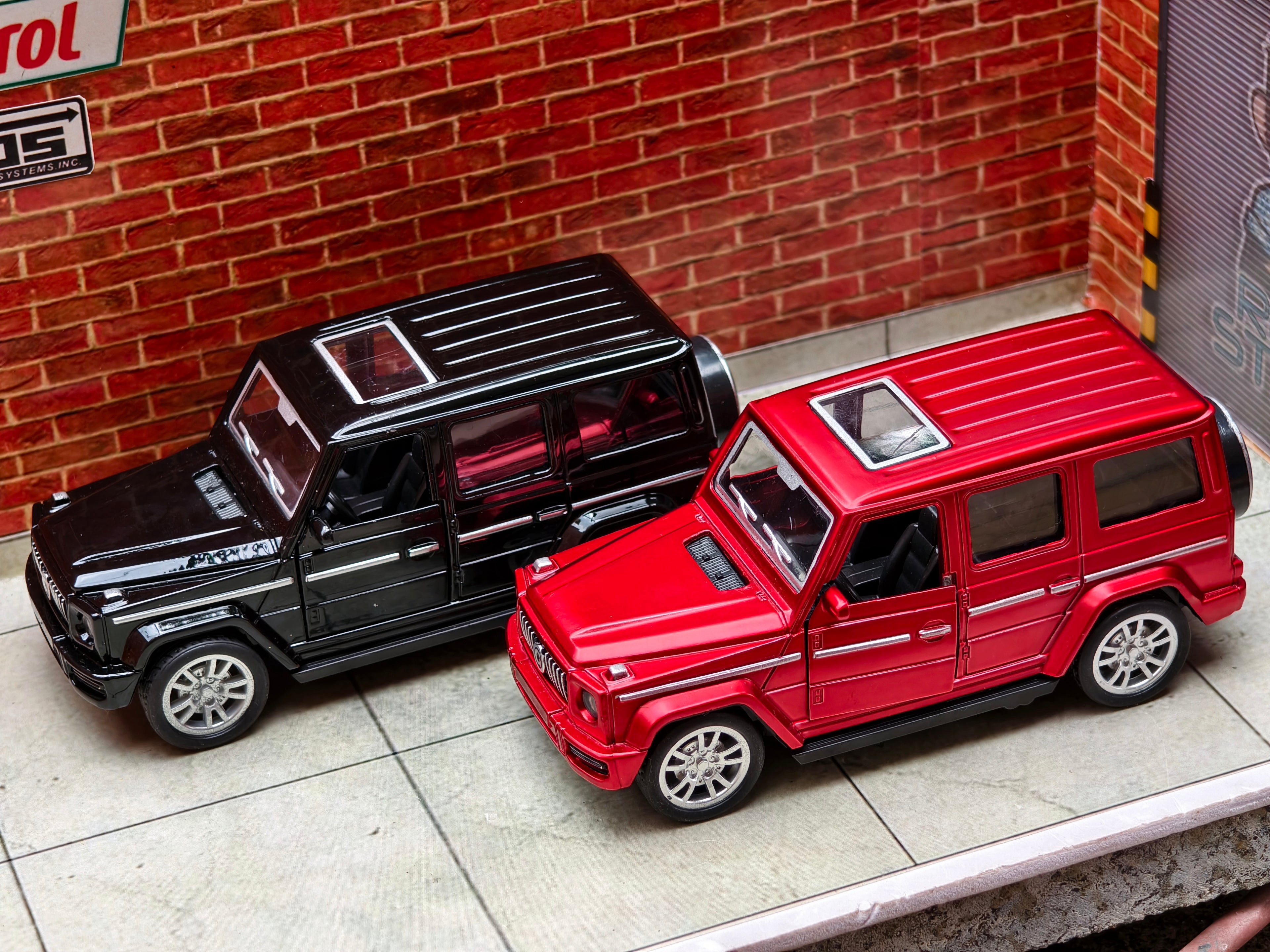Mercedes G-Wagon 1:36 Scale Premium Detailing