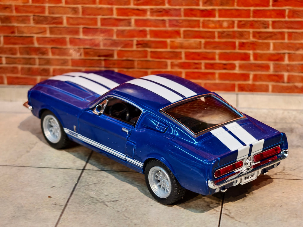 Kinsmart Official Licensed 1967 Shelby GT-500 1:38 Scale