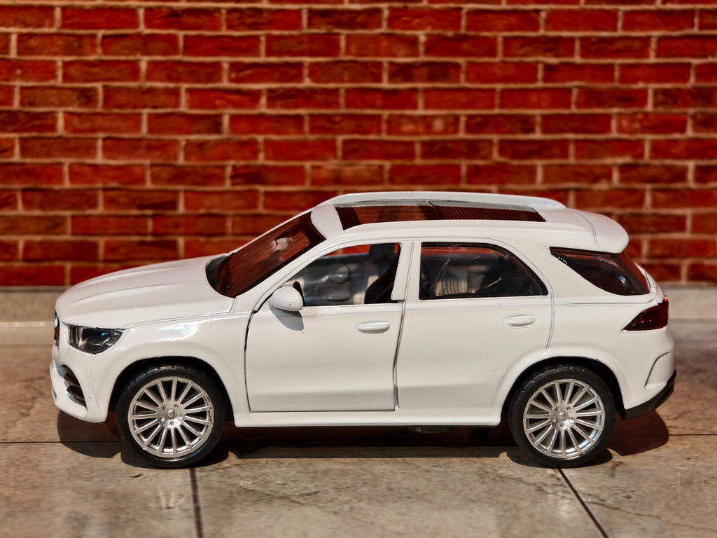 Mercedes-Benz GLE 1:43 SCALE