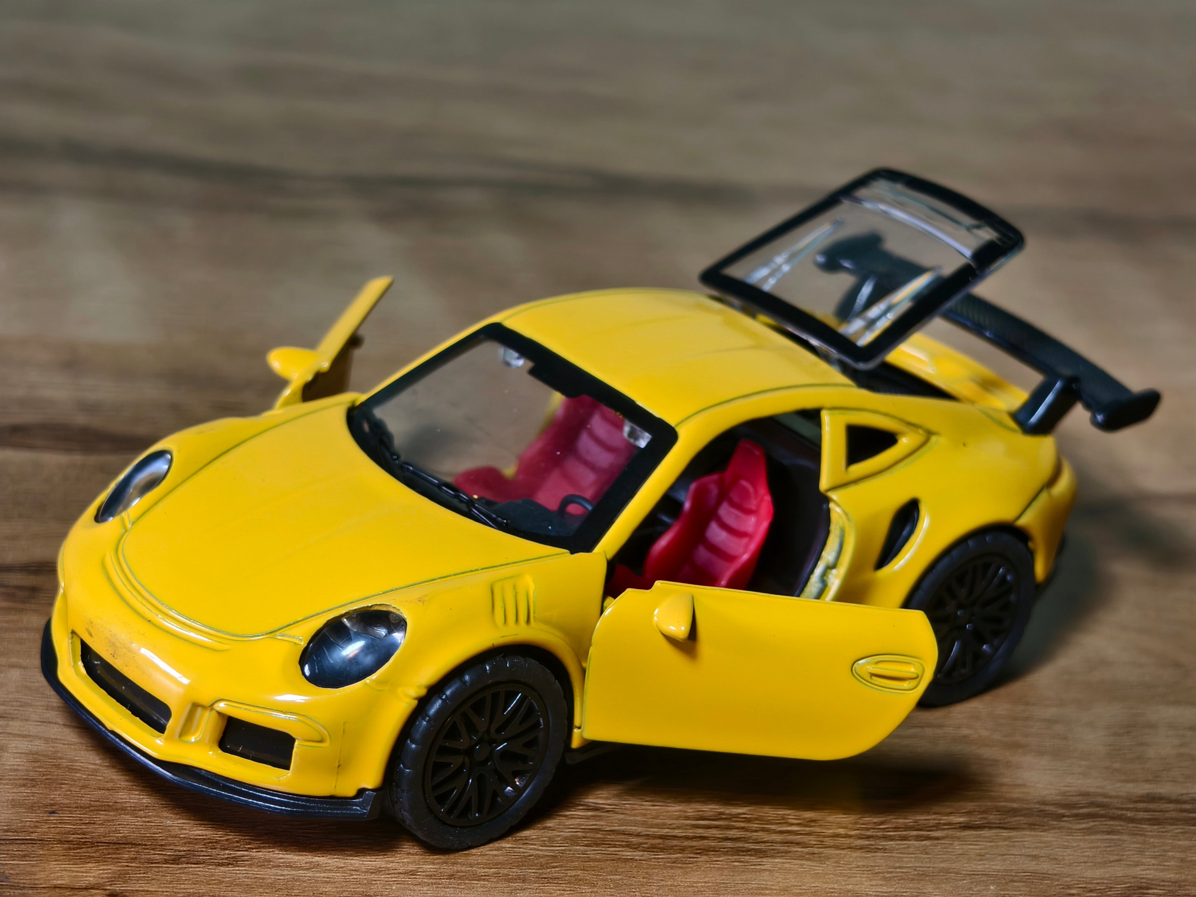 Porsche 911 GT3 1:36 Scale