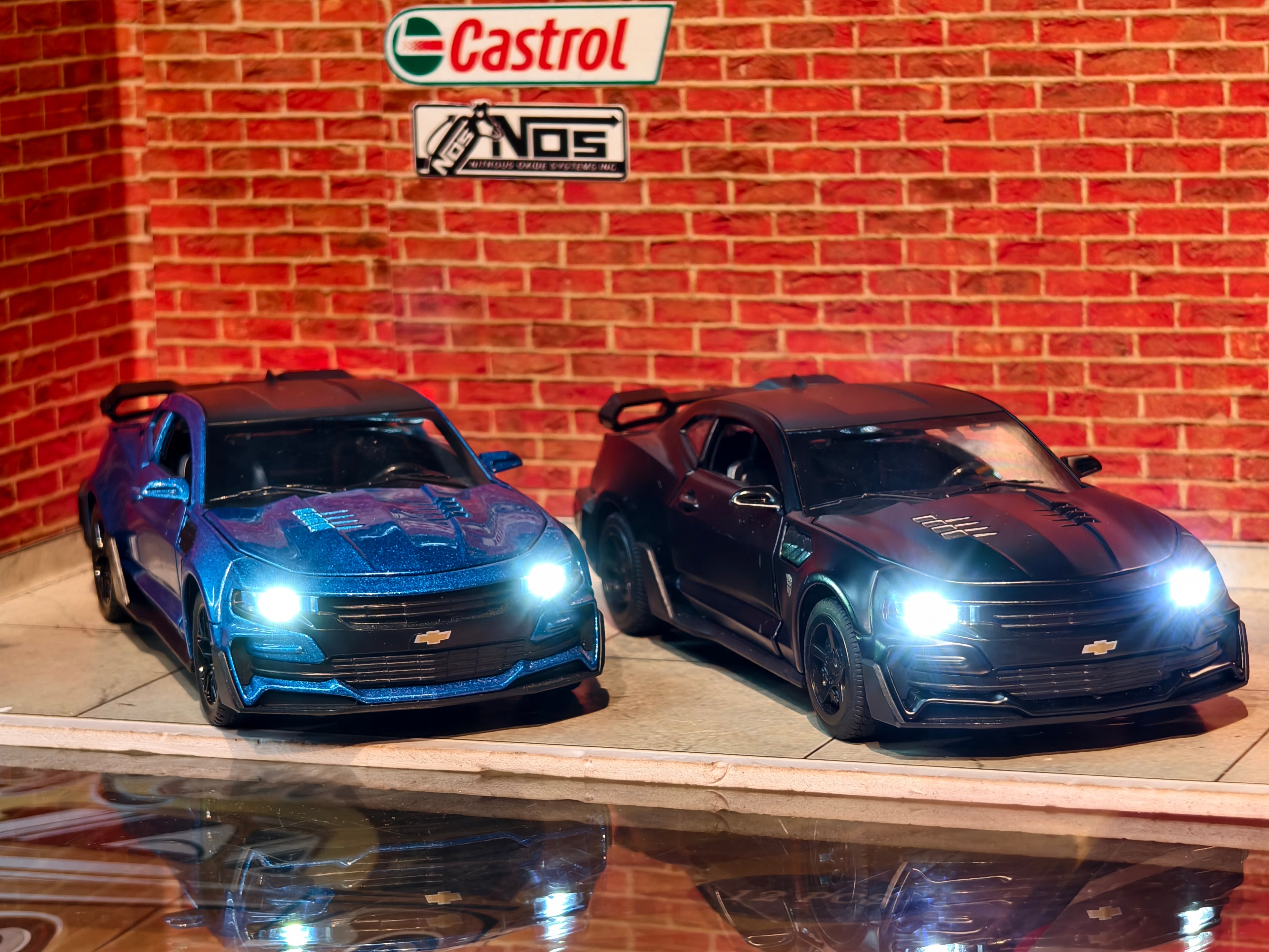 Chevrolet Camaro 1:32 Scale Premium Detailing with Light and Sound