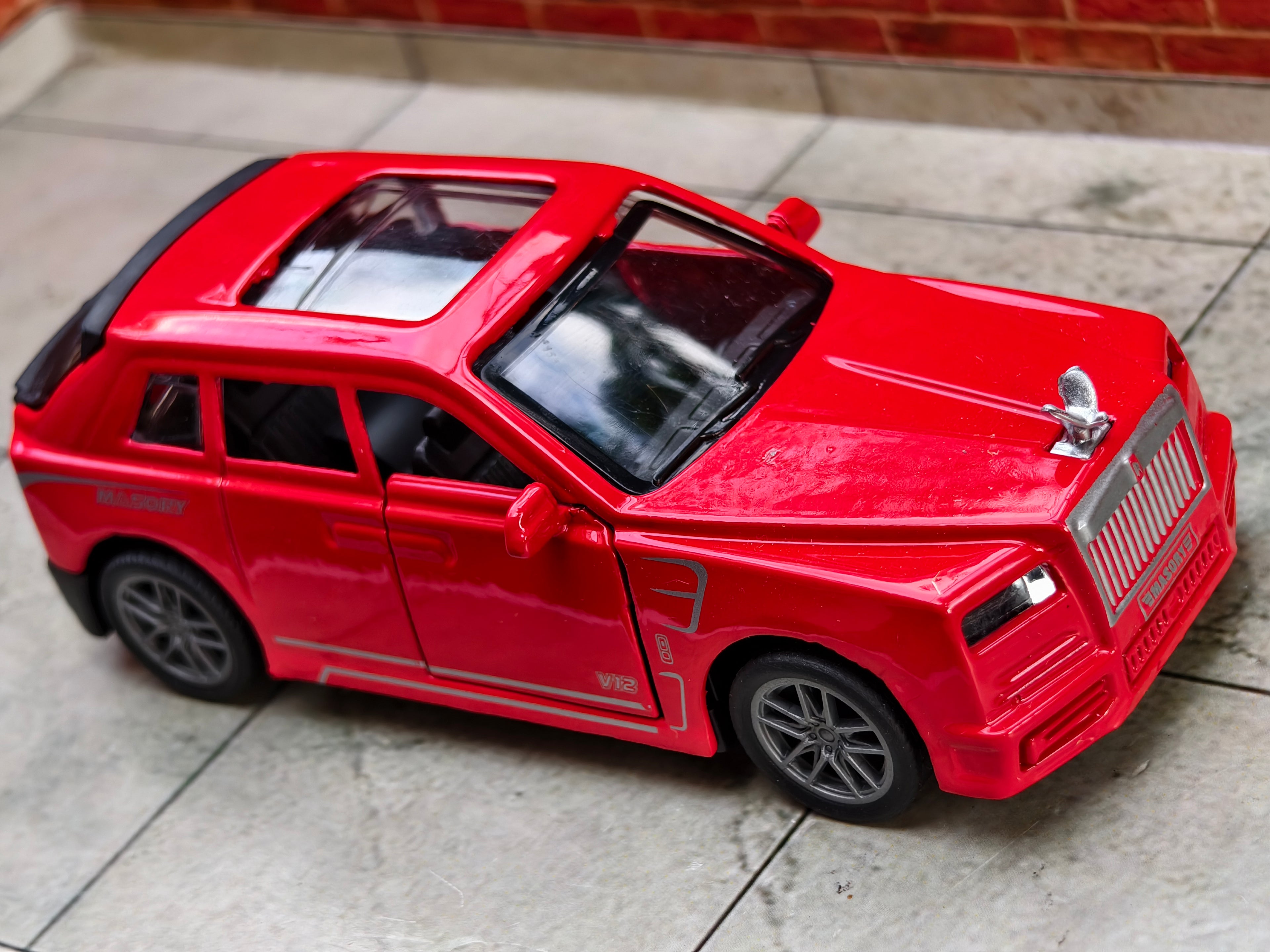 Rolls-Royce Cullinan 1:36 Scale