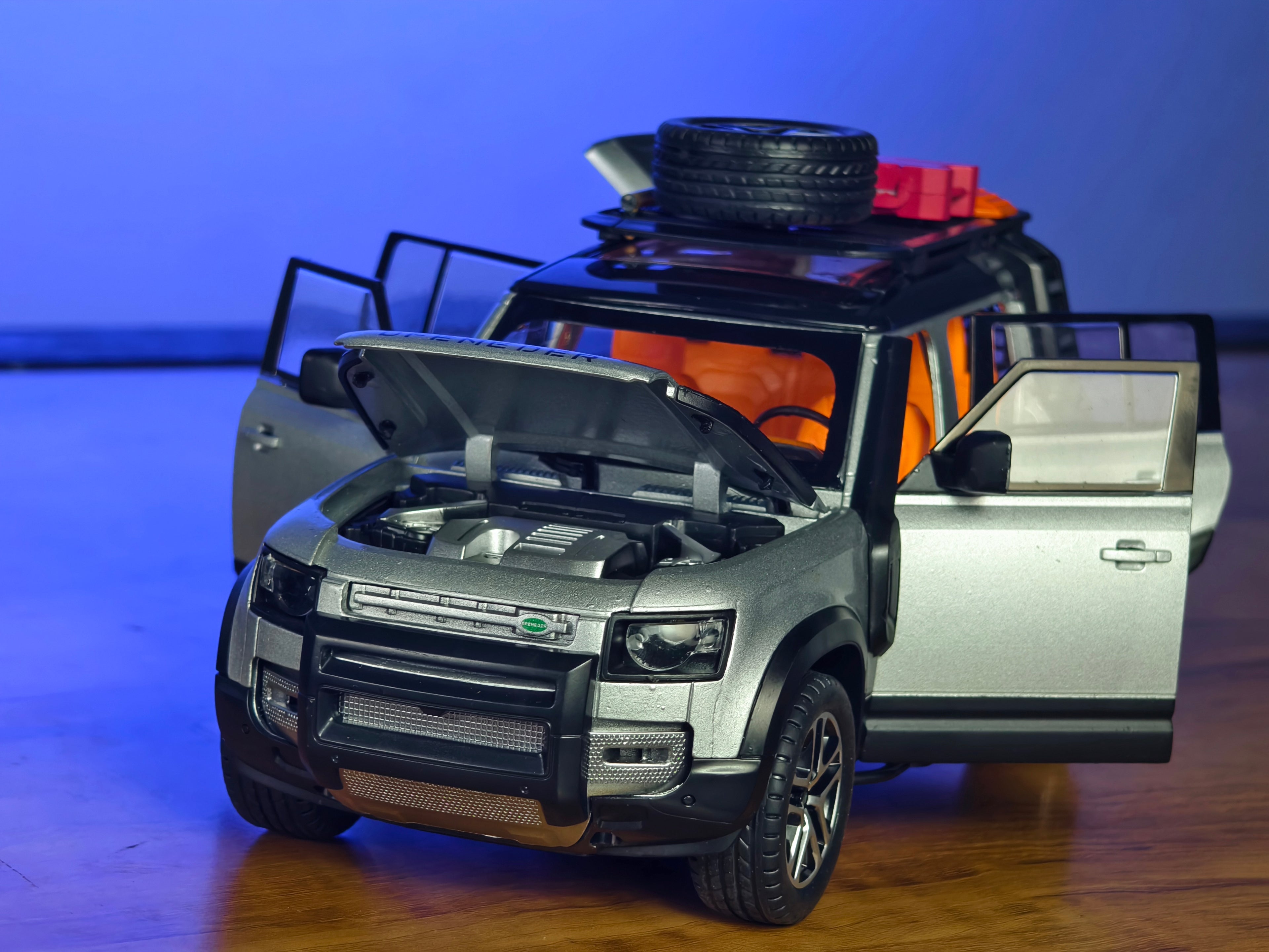Land Rover Defender 110 Offroad 1:24 Scale